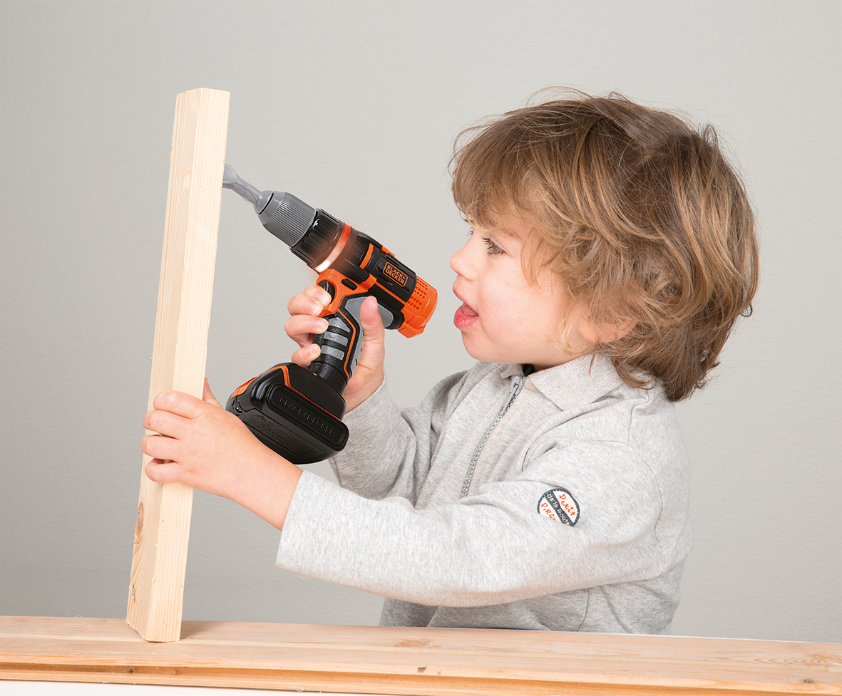 Perceuse black+ decker, photo 2 sur 2