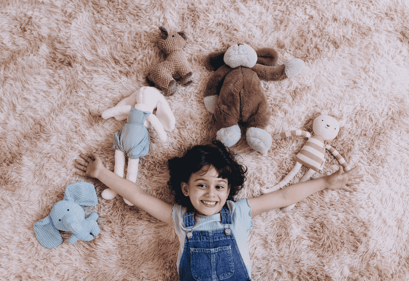 Peluches pour enfants : bienfaits et rôle clé dans leur développement