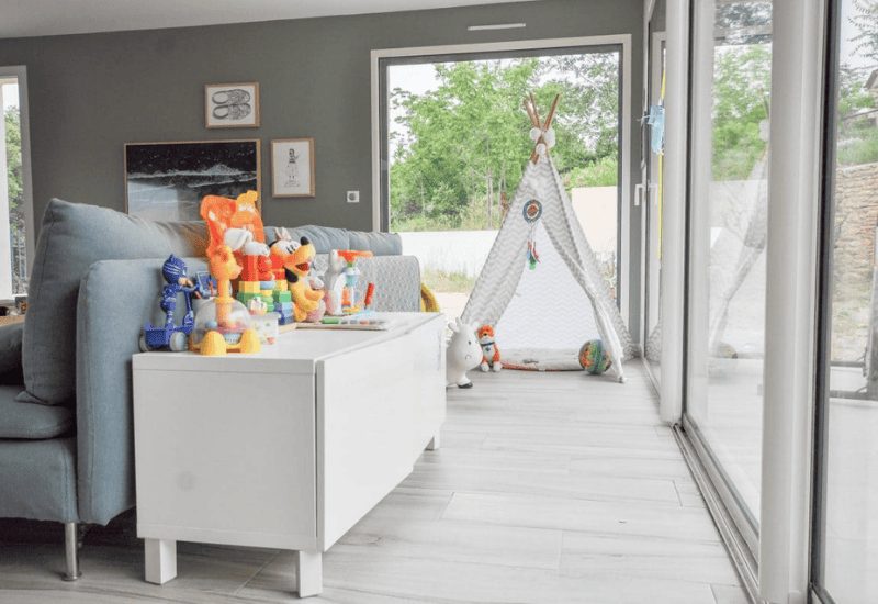 Rangement d’automne : organiser les jouets et préparer la maison pour l’hiver